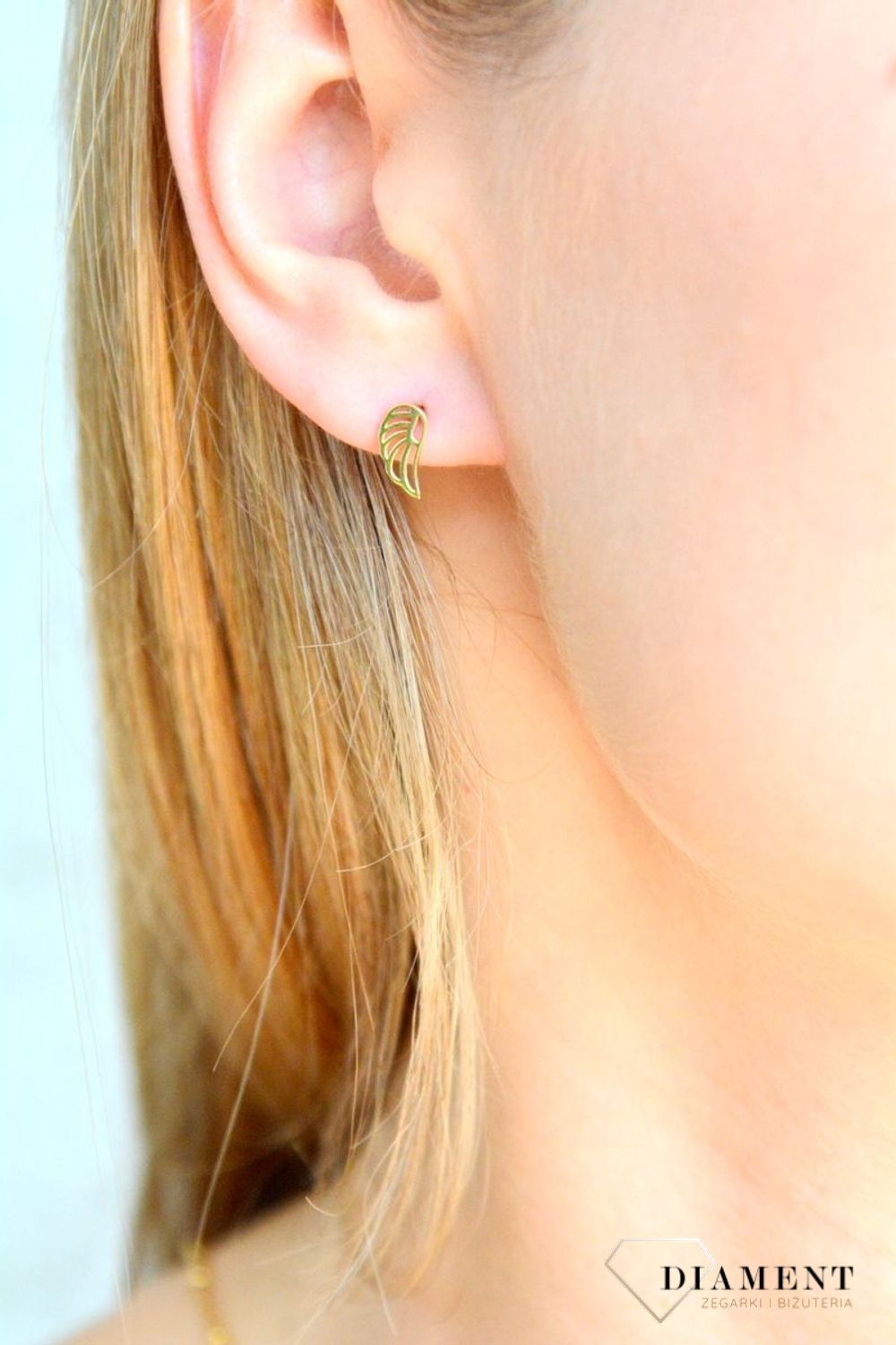 Złote kolczyki damskie 375 skrzydełka wkrętki KL 5369B 375.jpg